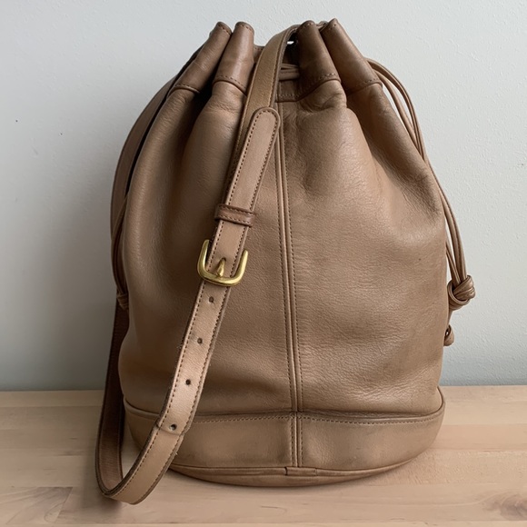 COACH | Vintage Drawstring Bucket Bag - Leather - Picture 1 of 16